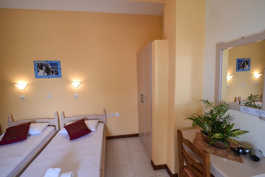 Studios Filippos Skopelos Town Room photo